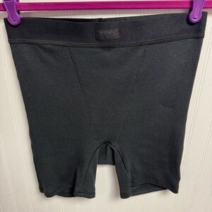 Skims NWT Ribbed Boxer Shorts Soot Small (PN-HWS-0042)